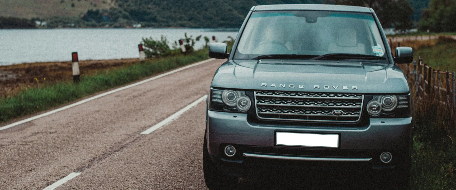 Land Rover near Coral Springs, FL
